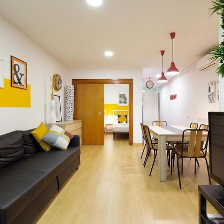 Stay U-Nique Apartments Passatge De Font Barcelona Ngoại thất bức ảnh