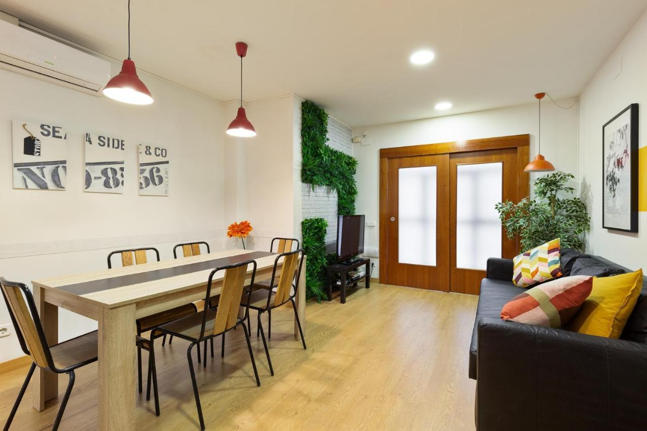 Stay U-Nique Apartments Passatge De Font Barcelona Ngoại thất bức ảnh