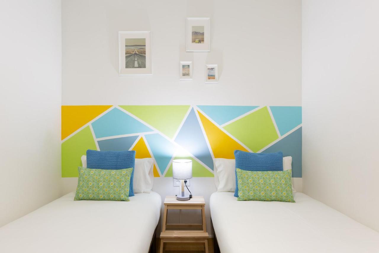 Stay U-Nique Apartments Passatge De Font Barcelona Ngoại thất bức ảnh
