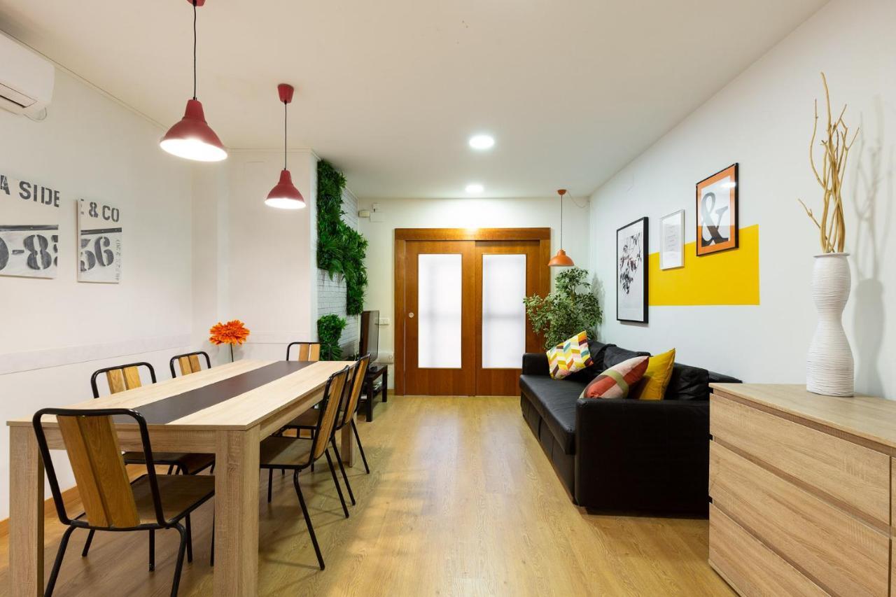 Stay U-Nique Apartments Passatge De Font Barcelona Ngoại thất bức ảnh