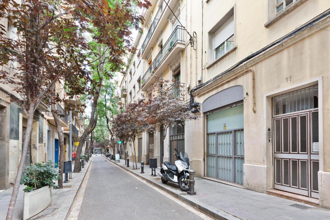 Stay U-Nique Apartments Passatge De Font Barcelona Ngoại thất bức ảnh